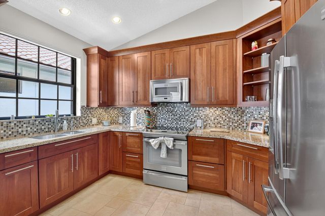 5850 NW 21st Avenue, Boca Raton, FL 33496