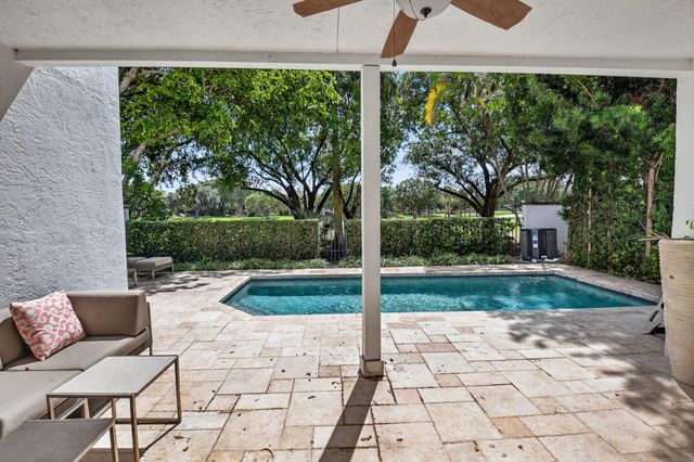 5850 NW 21st Avenue, Boca Raton, FL 33496