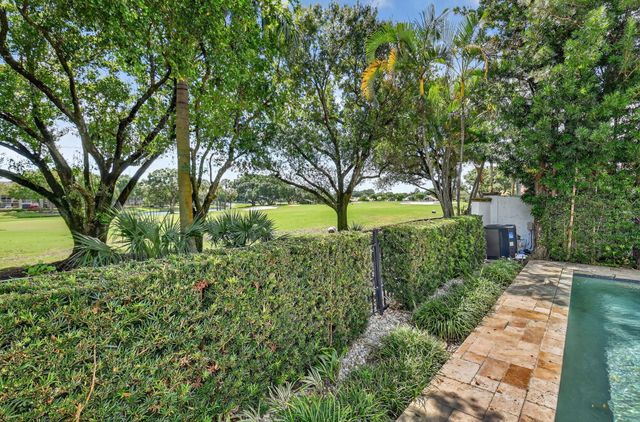 5850 NW 21st Avenue, Boca Raton, FL 33496