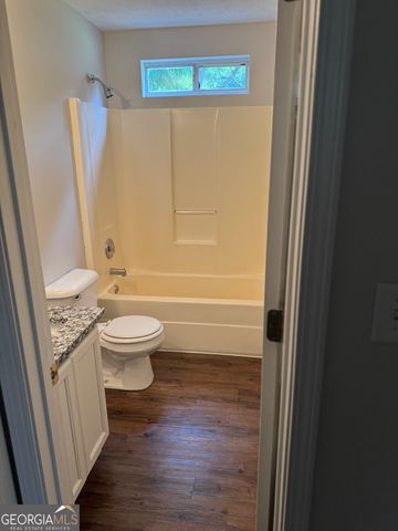 454 Old Tree Drive, Jackson, GA 30233