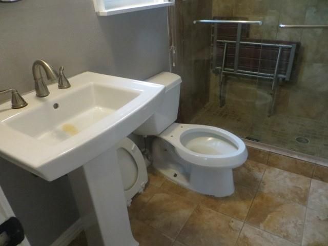 1602 Bellaire Boulevard, Alvin, TX 77511