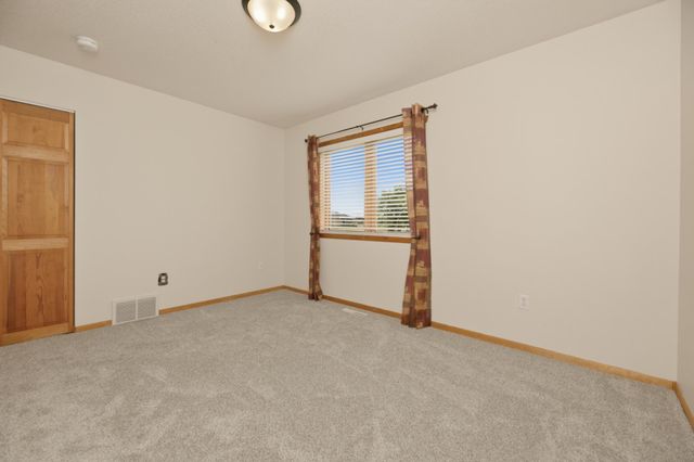 104 Golden Spike Road, West Fargo, ND 58078