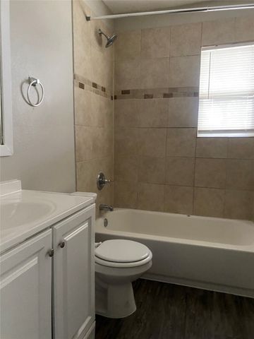 2405 Jennings Avenue, Dallas, TX 75216