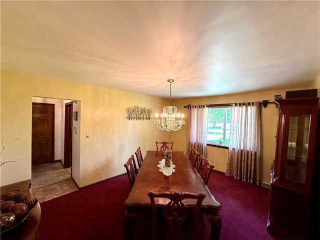 3442 Carmela Dr, Neshannock Twp, PA 16105