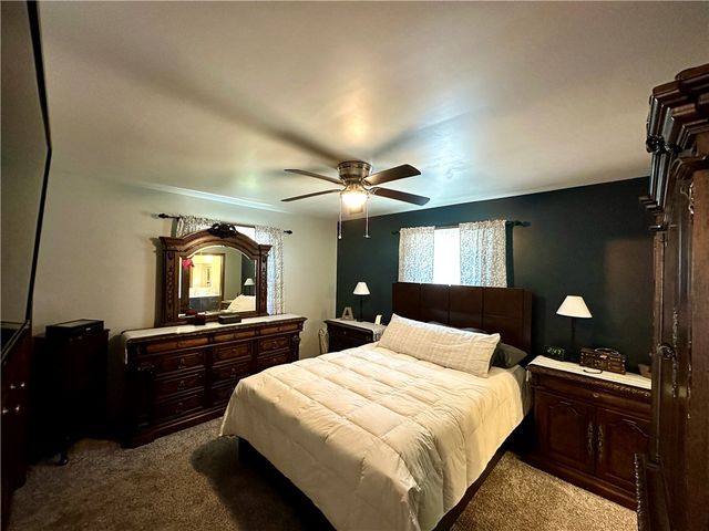 3442 Carmela Dr, Neshannock Twp, PA 16105