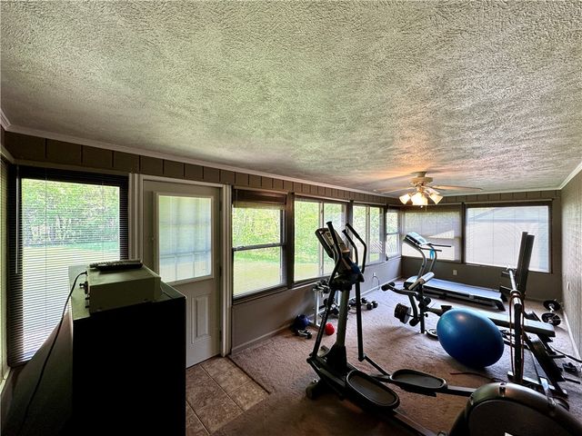 3442 Carmela Dr, Neshannock Twp, PA 16105