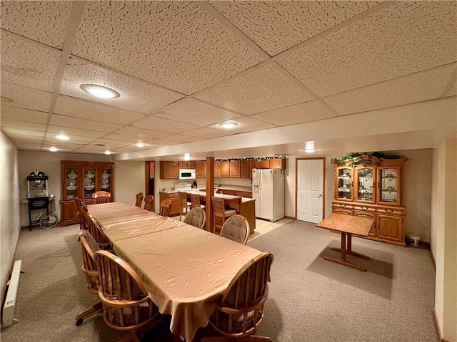 3442 Carmela Dr, Neshannock Twp, PA 16105