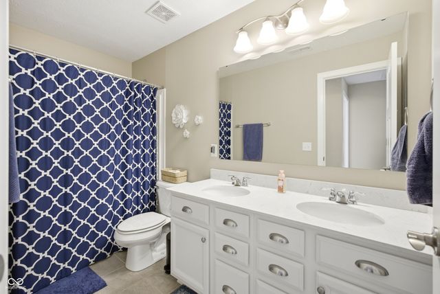 13338 Lansbury Lane, Fishers, IN 46037