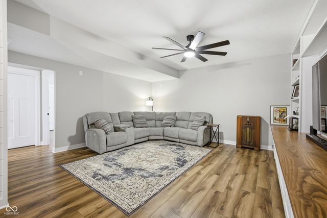 13338 Lansbury Lane, Fishers, IN 46037