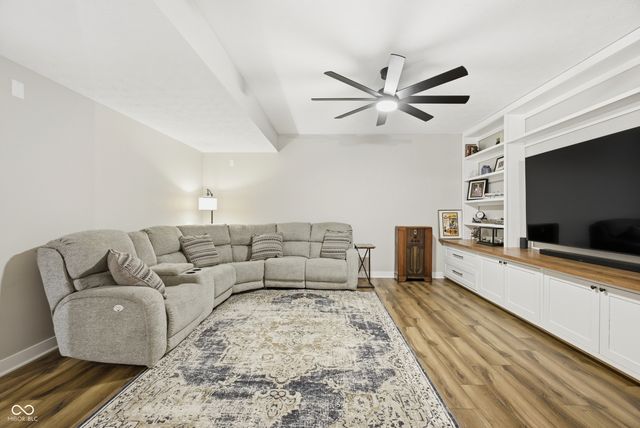 13338 Lansbury Lane, Fishers, IN 46037