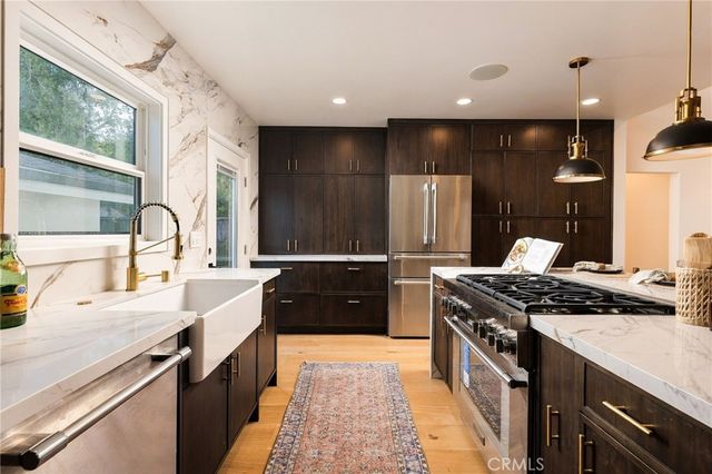 2543 Colby, Los Angeles, CA 90064