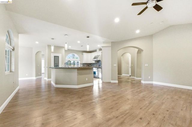 1747 1St Ave, Walnut Creek, CA 94597