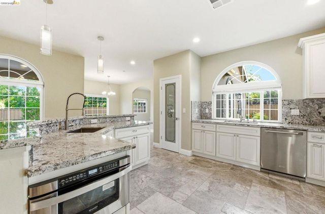 1747 1St Ave, Walnut Creek, CA 94597