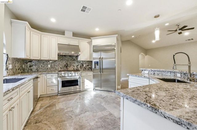 1747 1St Ave, Walnut Creek, CA 94597