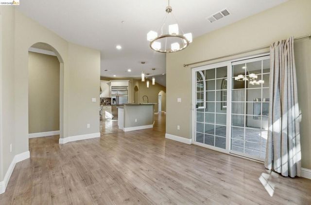 1747 1St Ave, Walnut Creek, CA 94597