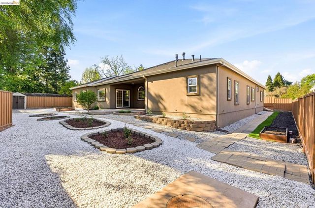 1747 1St Ave, Walnut Creek, CA 94597