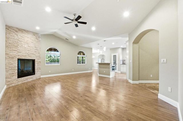 1747 1St Ave, Walnut Creek, CA 94597