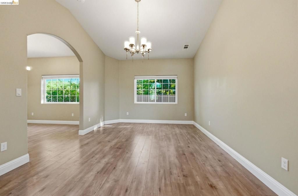 Image 19 of property listing at 1747 1St Ave, Walnut Creek, CA 94597