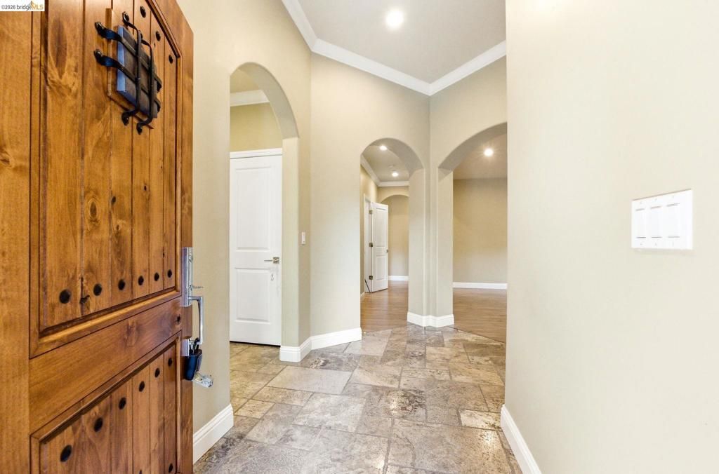 Image 6 of property listing at 1747 1St Ave, Walnut Creek, CA 94597