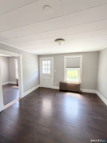 358 Poquonnock Road, Groton, CT 06340
