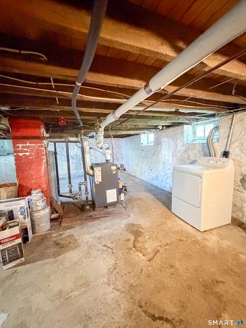 358 Poquonnock Road, Groton, CT 06340