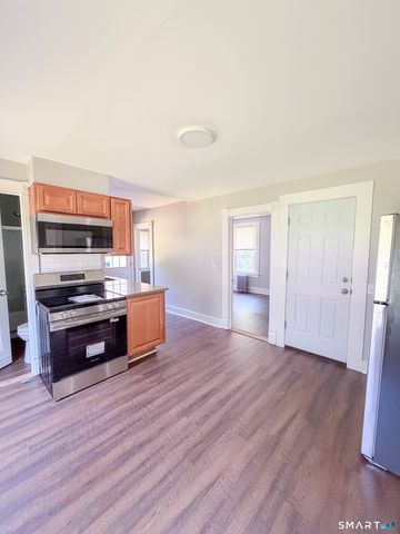 358 Poquonnock Road, Groton, CT 06340