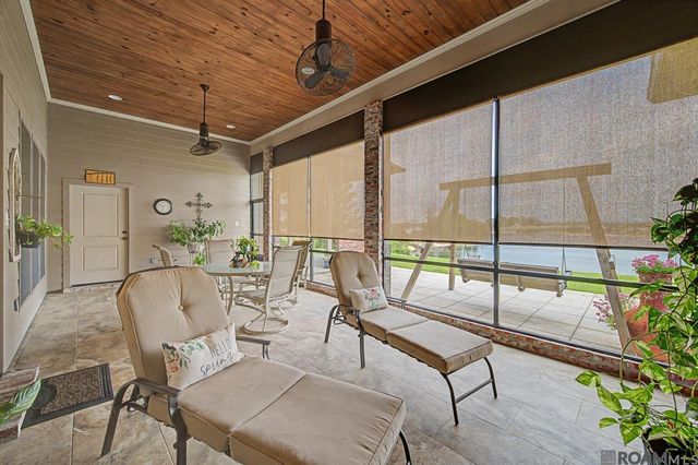 126 Serenity Dr, Denham Springs, LA 70706