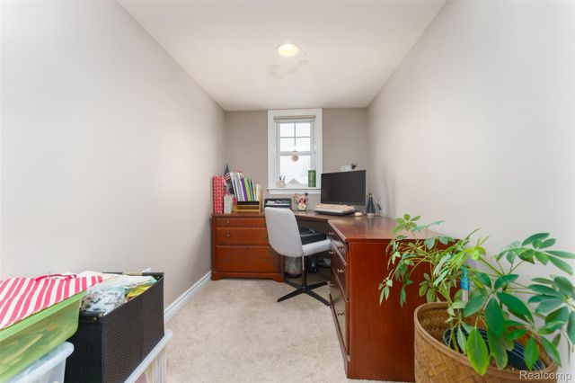 4695 Emerald Valley Loop, Handy Township, MI 48836