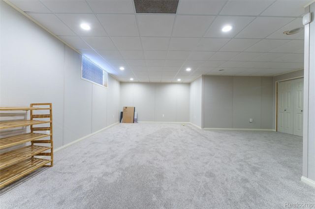 4695 Emerald Valley Loop, Handy Township, MI 48836