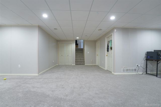 4695 Emerald Valley Loop, Handy Township, MI 48836