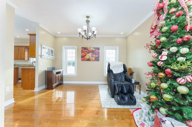 4695 Emerald Valley Loop, Handy Township, MI 48836