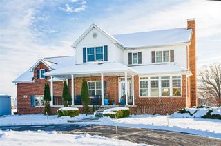 4695 Emerald Valley Loop, Handy Township, MI 48836