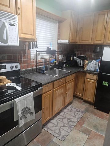 1001 SE 16TH Street 9, Fort Lauderdale, FL 33316