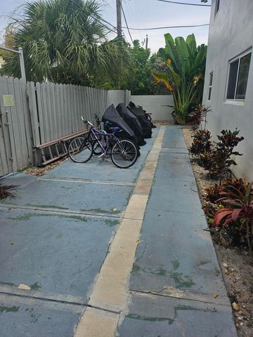 1001 SE 16TH Street 9, Fort Lauderdale, FL 33316