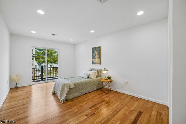 207 Lake Shore Dr, Parsippany-troy Hills Twp., NJ 07034