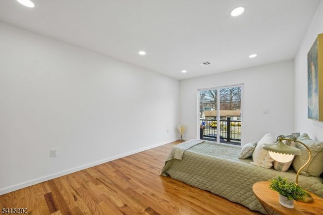 207 Lake Shore Dr, Parsippany-troy Hills Twp., NJ 07034