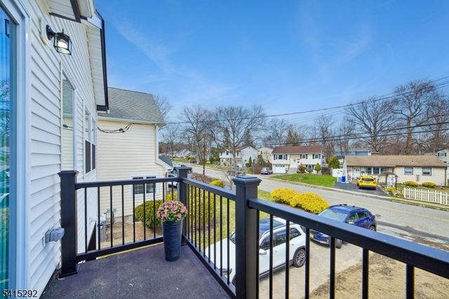 207 Lake Shore Dr, Parsippany-troy Hills Twp., NJ 07034