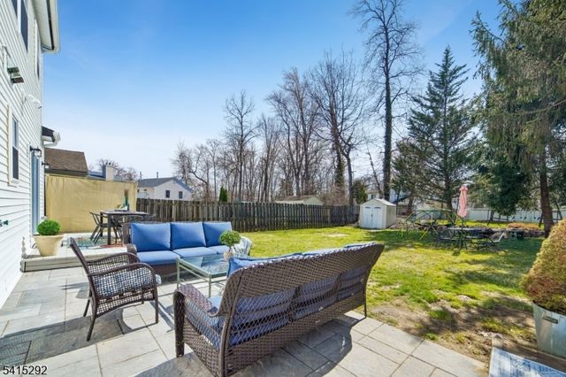 207 Lake Shore Dr, Parsippany-troy Hills Twp., NJ 07034