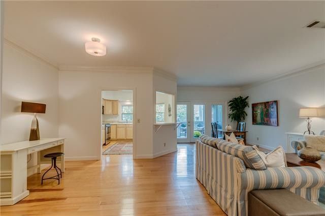 405 Ashlawn Ct, Nashville, TN 37215