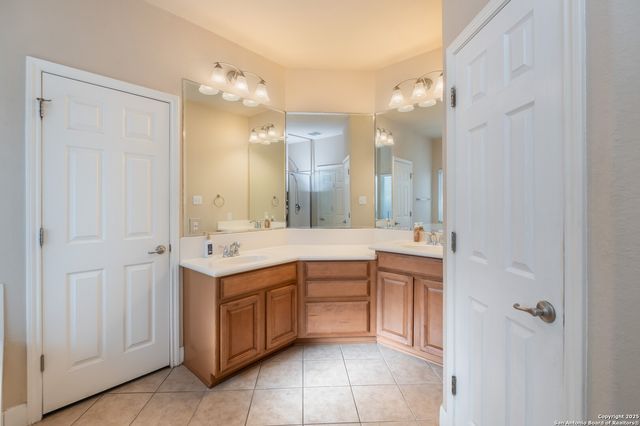 3331 Brooktree Ct, San Antonio, TX 78261