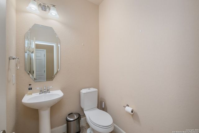 3331 Brooktree Ct, San Antonio, TX 78261