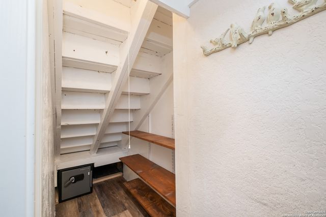 3331 Brooktree Ct, San Antonio, TX 78261