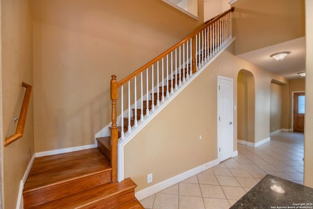 3331 Brooktree Ct, San Antonio, TX 78261