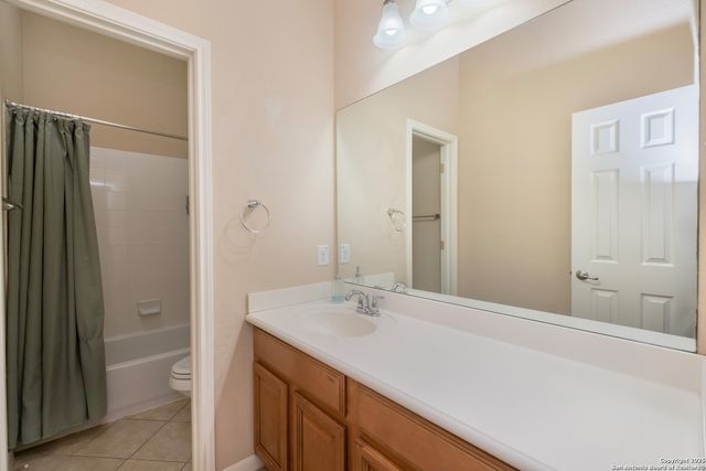 3331 Brooktree Ct, San Antonio, TX 78261