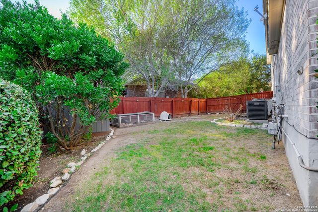 3331 Brooktree Ct, San Antonio, TX 78261