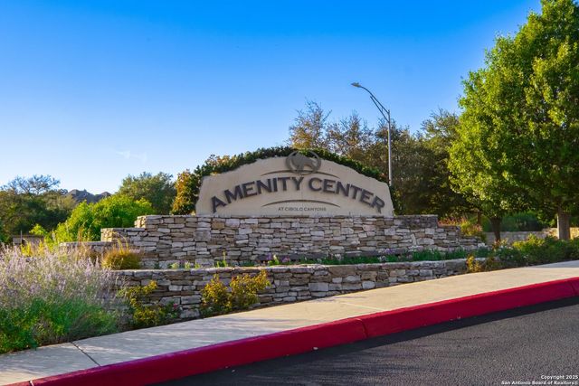 3331 Brooktree Ct, San Antonio, TX 78261