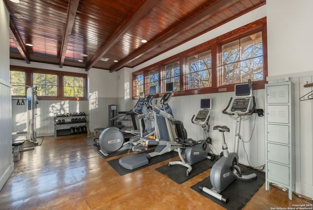 3331 Brooktree Ct, San Antonio, TX 78261