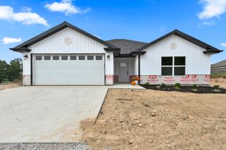 271 Fellowship Lane, Blue Eye, MO 65611