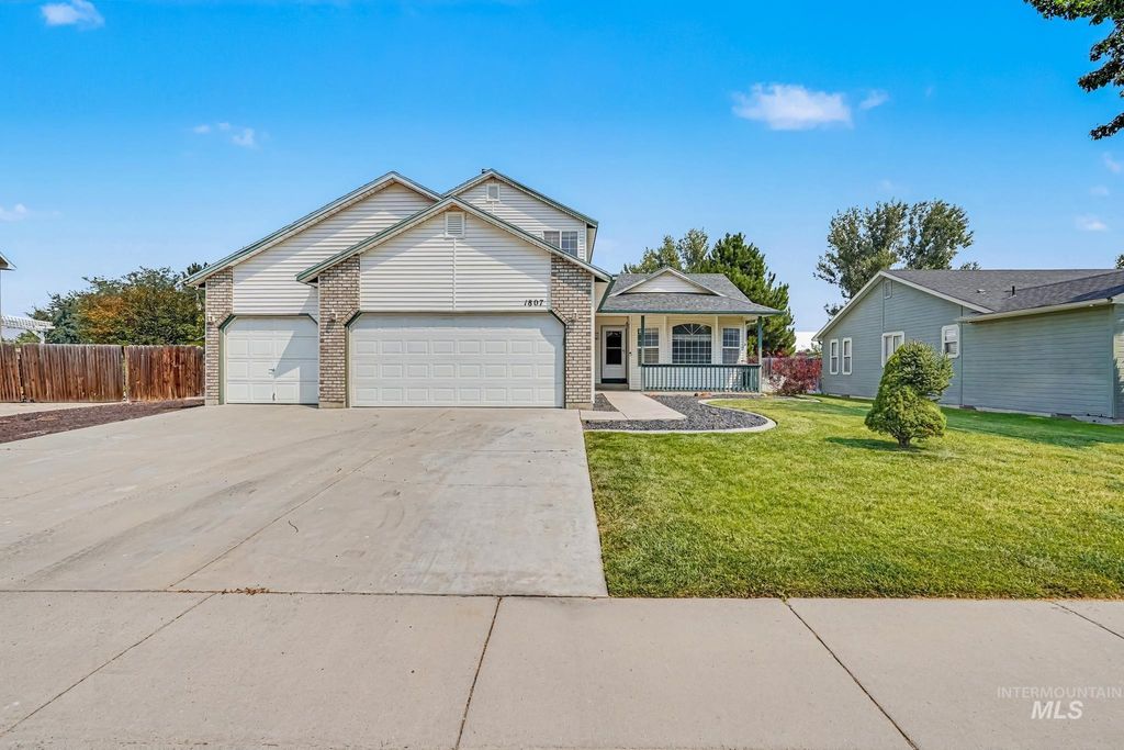 1807 Fairoaks Dr., Caldwell, ID 83605 photo 1