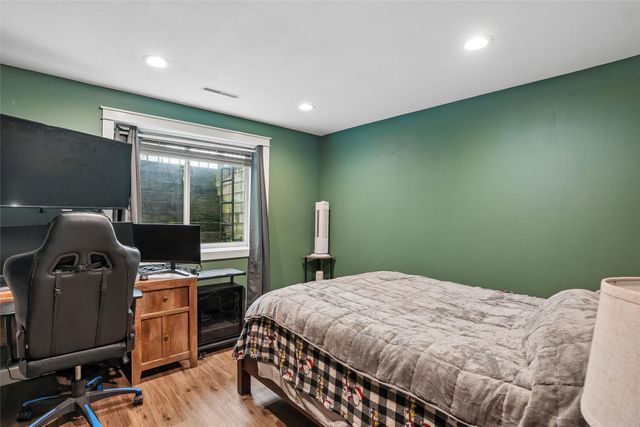 2509 Kent Avenue, Ames, IA 50010
